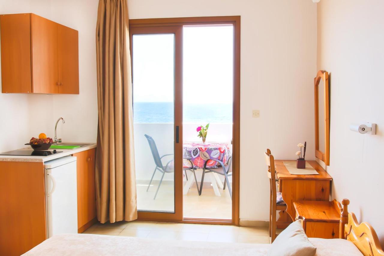 Hotel Krinos Карпатос Екстериор снимка